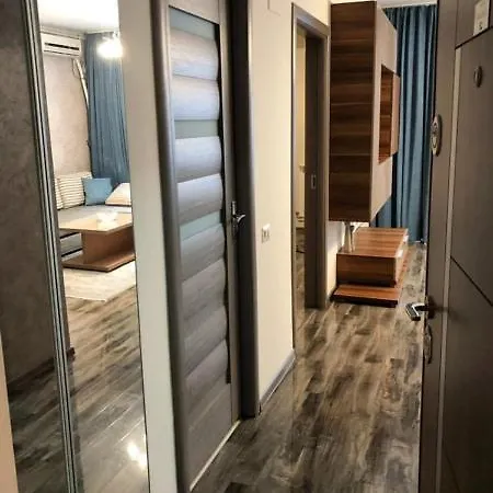 52 Apartment *
